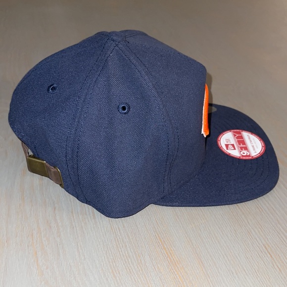 New Era 9Fifty Chicago Bear A Frame Strapback Hat - Picture 4 of 7